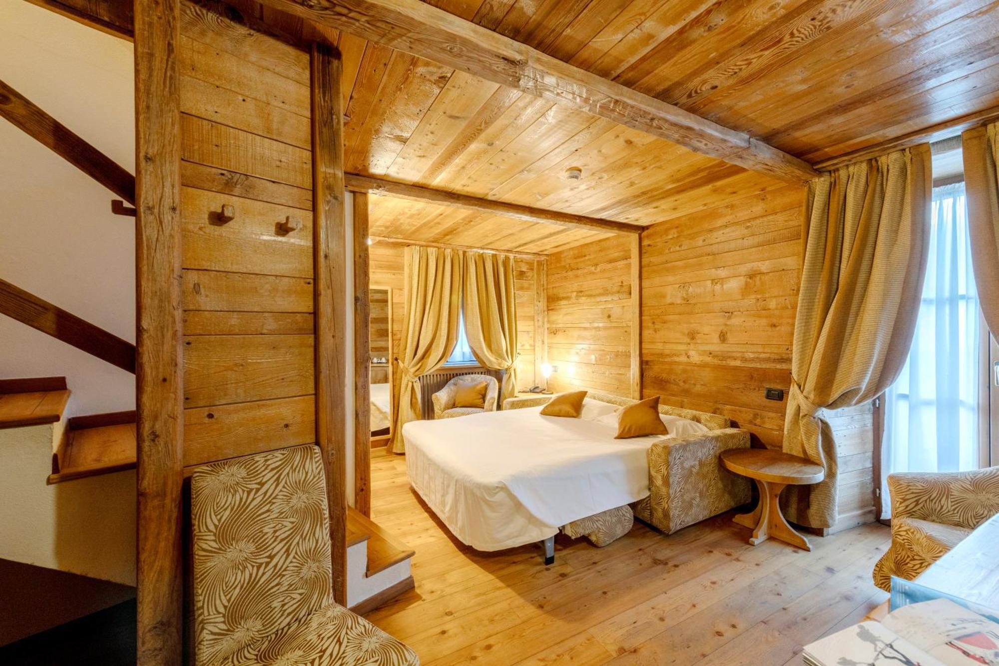 Le Miramonti Hotel Restaurant & Wellness La Thuile Exterior photo